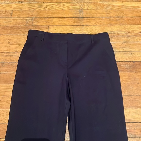 Quince Ultra Stretch Ponte Bootcut Pants in Navy, size Large - Picture 4 of 13
